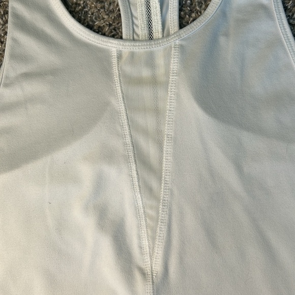 5/$25 Zyia NWOT active wear white top size small - Picture 3 of 10